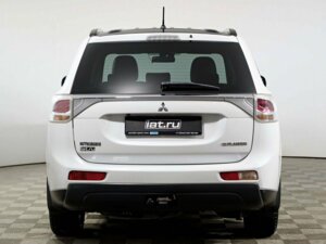 Mitsubishi Outlander 2012 2.4 CVT (167 л.с.) 4WD Ultimate c пробегом - фото 6