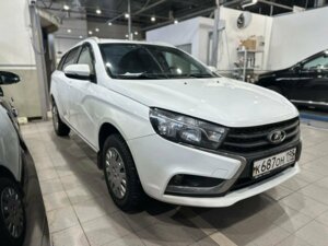 Lada (ВАЗ) Vesta 2020 SW 1.6 MT (106 л.с.) Comfort (2017-2019) c пробегом - фото 2