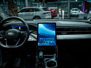 Новый Geely Atlas 2024 2.0 AT (200 л.с.) 4WD Flagship Sport  - фото 1