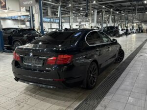 BMW 5 серии 2012 528i xDrive 2.0 AT (245 л.с.) 4WD 528iA Luxury c пробегом - фото 2