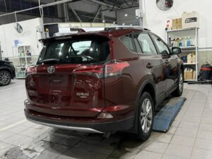 Toyota RAV4 2018 2.5 AT (180 л.с.) 4WD Престиж c пробегом - фото 2