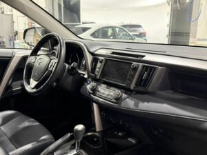 Toyota RAV4 2018 2.5 AT (180 л.с.) 4WD Престиж c пробегом - фото 3