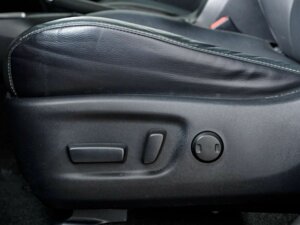 Toyota RAV4 2018 2.5 AT (180 л.с.) 4WD Престиж c пробегом - фото 5