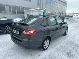 Lada (ВАЗ) Granta 2018 1.6 AT (98 л.с.) Luxe c пробегом - фото 3