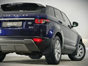 Land Rover Range Rover Evoque 2015 9-speed 2.2d AT (190 л.с.) 4WD Pure c пробегом - фото 2