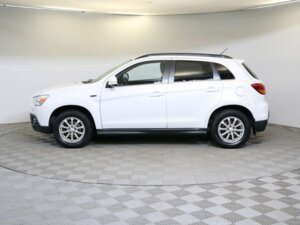 Mitsubishi ASX 2011 1.8 CVT (140 л.с.) Instyle c пробегом - фото 8