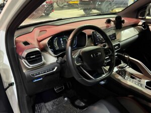 Geely Coolray 2023 1.5 AMT (150 л.с.) Flagship c пробегом - фото 4