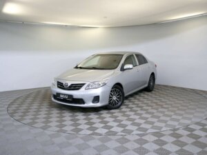 Toyota Corolla 2011 1.6 AT (124 л.с.) Комфорт Плюс c пробегом - фото 1