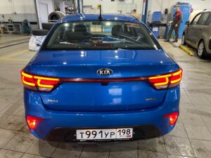 Kia Rio 2018 1.6 MT (123 л.с.) Luxe RED Line c пробегом - фото 4