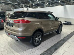 Geely Atlas 2019 2.4 AT (149 л.с.) 4WD Люкс + Yandex Auto c пробегом - фото 2