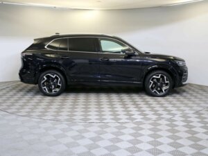 Volkswagen Tiguan 2024 L Pro 2.0 AMT (220 л.с.) 4WD R-Line Premium c пробегом - фото 4