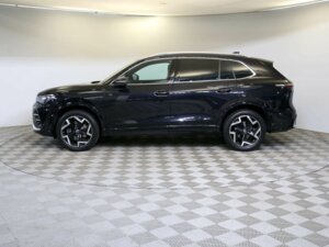 Volkswagen Tiguan 2024 L Pro 2.0 AMT (220 л.с.) 4WD R-Line Premium c пробегом - фото 8