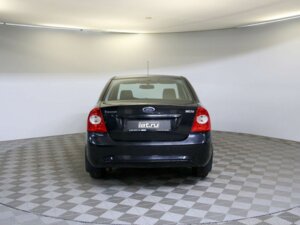 Ford Focus 2011 1.6 MT (100 л.с.) Comfort c пробегом - фото 6