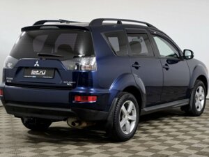 Mitsubishi Outlander 2011 2.4 CVT (170 л.с.) 4WD Instyle c пробегом - фото 5