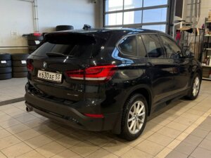 BMW X1 2021 18i sDrive 1.5 AMT (140 л.с.) sDrive18i Advantage c пробегом - фото 2