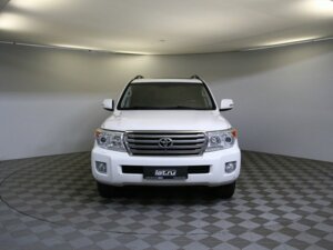 Toyota Land Cruiser 2013 4.5d AT (235 л.с.) 4WD Люкс 7 мест c пробегом - фото 2