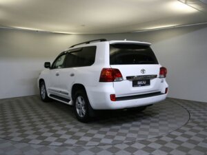 Toyota Land Cruiser 2013 4.5d AT (235 л.с.) 4WD Люкс 7 мест c пробегом - фото 7