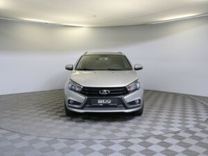 Lada (ВАЗ) Vesta 2018 SW 1.6 AMT (106 л.с.) Luxe (2017-2019) c пробегом - фото 2