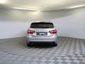 Lada (ВАЗ) Vesta 2018 SW 1.6 AMT (106 л.с.) Luxe (2017-2019) c пробегом - фото 6