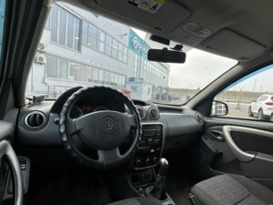 Renault Duster 2014 1.6 MT (102 л.с.) Authentique c пробегом - фото 3