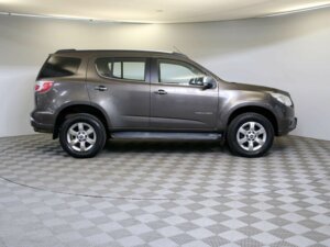 Chevrolet TrailBlazer 2014 2.8d AT (180 л.с.) 4WD LTZ c пробегом - фото 4