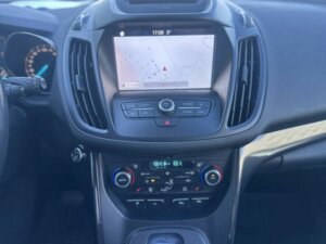 Ford Kuga 2018 1.5 AT (182 л.с.) 4WD Platinum c пробегом - фото 4