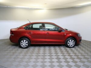 Volkswagen Polo 2014 1.6 AT (105 л.с.) Comfortline c пробегом - фото 4