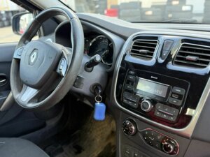 Renault Sandero 2017 Stepway 1.6 MT (82 л.с.) Privilege c пробегом - фото 3