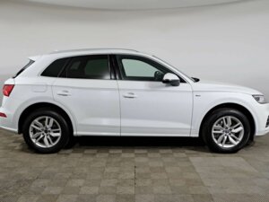 Audi Q5 2019 2.0d AMT (190 л.с.) 4WD  c пробегом - фото 4