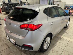 Kia Ceed 2012 1.4 MT (100 л.с.) Classic (без опций обогрева) c пробегом - фото 4