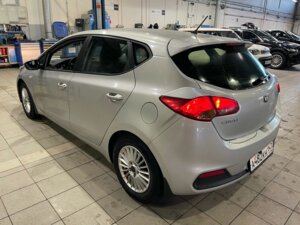 Kia Ceed 2012 1.4 MT (100 л.с.) Classic (без опций обогрева) c пробегом - фото 6