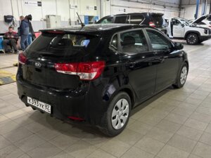 Kia Rio 2016 1.6 AT (123 л.с.) Luxe c пробегом - фото 4