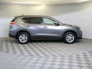 Nissan X-Trail 2017 2.5 CVT (171 л.с.) 4WD SE c пробегом - фото 4