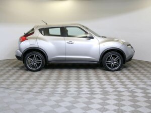 Nissan Juke 2012 1.6 CVT (117 л.с.) SE c пробегом - фото 4