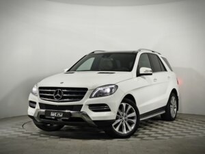 Mercedes-Benz M-Класс 2014 350 CDI 3.0d AT (249 л.с.) 4WD ML 350 BlueTEC 4MATIC Особая серия c пробегом - фото 2