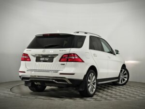 Mercedes-Benz M-Класс 2014 350 CDI 3.0d AT (249 л.с.) 4WD ML 350 BlueTEC 4MATIC Особая серия c пробегом - фото 4