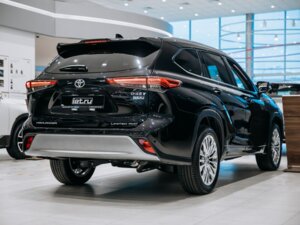 Новый Toyota 2025 2.0 AT (248 л.с.) 4WD Premium  - фото 2
