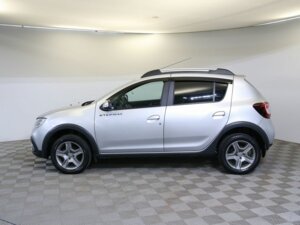 Renault Sandero 2021 Stepway 1.6 MT (113 л.с.) Stepway Life c пробегом - фото 8