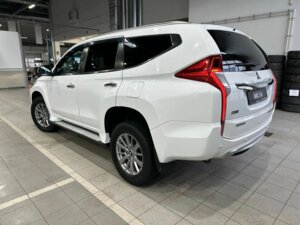 Mitsubishi Pajero Sport 2018 2.4d AT (181 л.с.) 4WD Instyle c пробегом - фото 4
