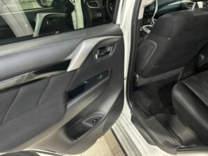 Mitsubishi Pajero Sport 2018 2.4d AT (181 л.с.) 4WD Instyle c пробегом - фото 7