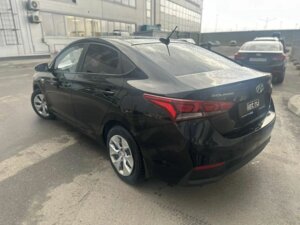 Hyundai Solaris 2017 1.6 AT (123 л.с.) Elegance + Safety c пробегом - фото 2