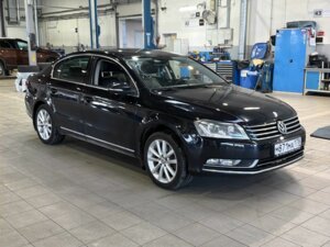 Volkswagen Passat 2012 1.8 AMT (152 л.с.) Highline c пробегом - фото 2