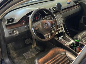 Volkswagen Passat 2012 1.8 AMT (152 л.с.) Highline c пробегом - фото 5