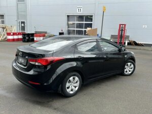 Hyundai Elantra 2015 1.6 MT (132 л.с.) Base c пробегом - фото 2