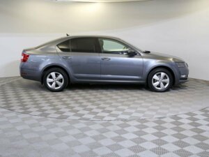 Skoda Octavia 2019 1.4 AMT (150 л.с.) Hockey Edition c пробегом - фото 4