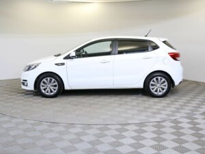 Kia Rio 2016 1.6 MT (123 л.с.) Comfort Аудио c пробегом - фото 8