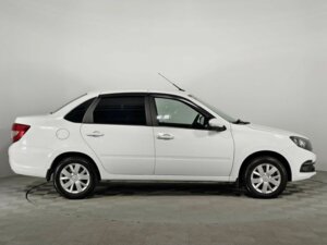 Lada (ВАЗ) Granta 2022 1.6 MT (90 л.с.) Classic (2021) c пробегом - фото 8