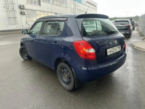 Skoda Fabia 2011 1.4 MT (86 л.с.) Ambition c пробегом - фото 4