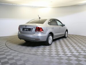 Volkswagen Polo 2017 1.6 AT (110 л.с.) Highline 15-18 c пробегом - фото 5