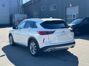 Infiniti QX50 2018 2.0 CVT (249 л.с.) 4WD Luxe c пробегом - фото 3